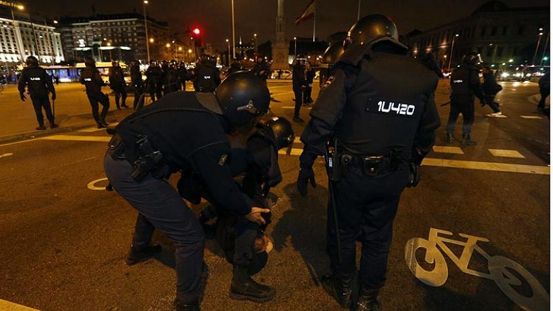 Detenidas 14 personas en los altercados tras la manifestación en apoyo a Gamonal