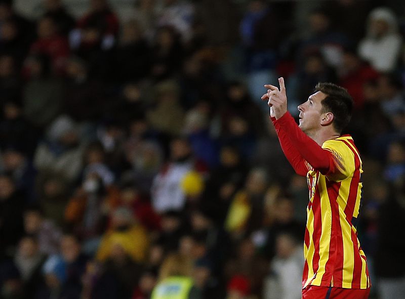 Messi se luce y el Barça avanza a cuartos de Copa