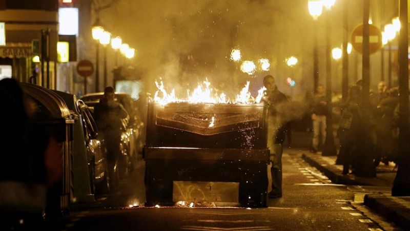 Al menos 19 detenidos en protestas en apoyo a Gamonal pese a la paralización de las obras