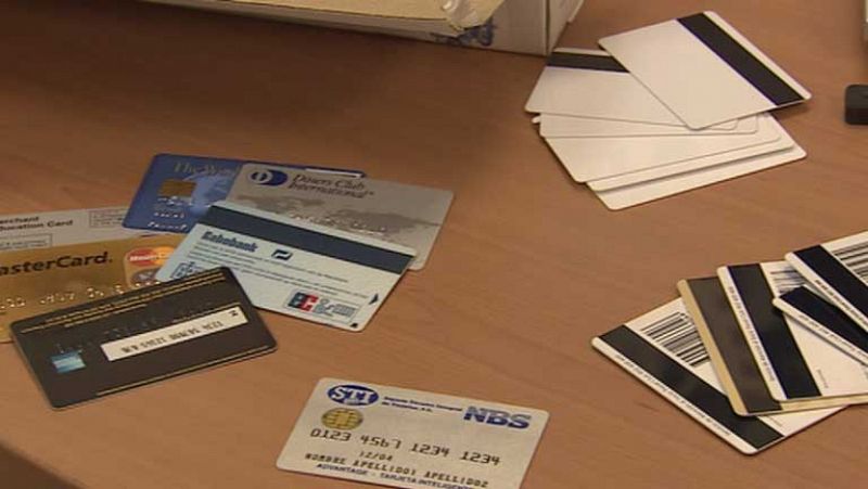 Nueve detenidos en la desarticulación de una red que clonaba tarjetas de crédito