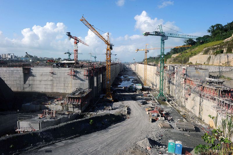 El Consorcio no prevé parar "en este momento" las obras de ampliación del Canal de Panamá