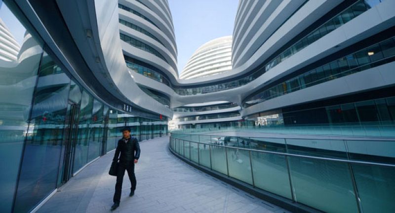 La economía china creció un 7,7% en 2013, dos décimas por encima del objetivo del Gobierno