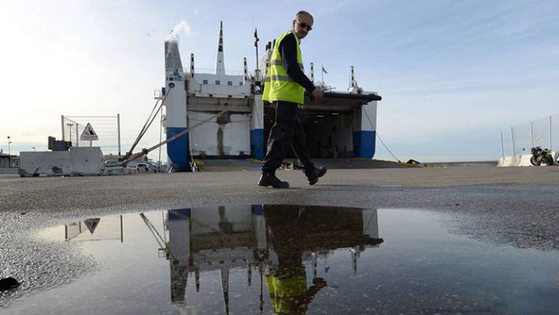 Bruselas advierte que uno de cada cuatro trabajadores europeos vive en riesgo de pobreza