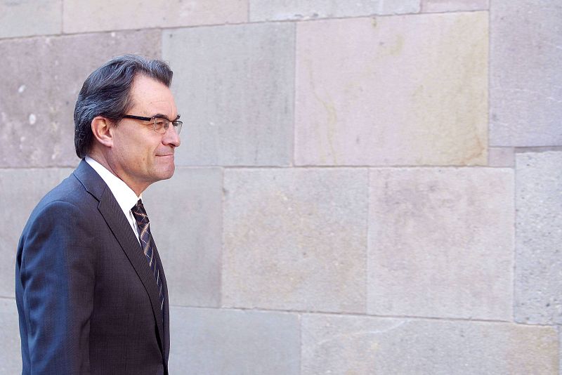 Mas ve "despótico" que Rajoy haga un plan contra la consulta sin contar con la mayoría de catalanes