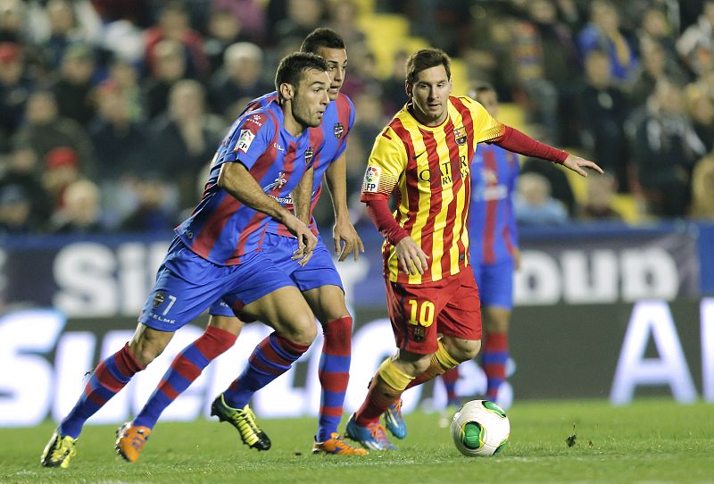 Messi y Tello desinflan a un valiente Levante