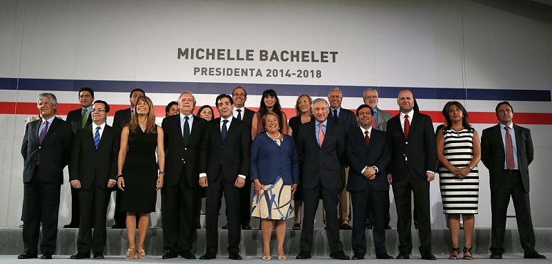 Bachelet incluye a los comunistas en la composición de su gabinete