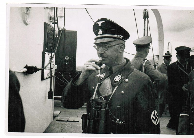 Heinrich Himmler, a su esposa: "Me voy a Auschwitz. Besos. Tu Heini"