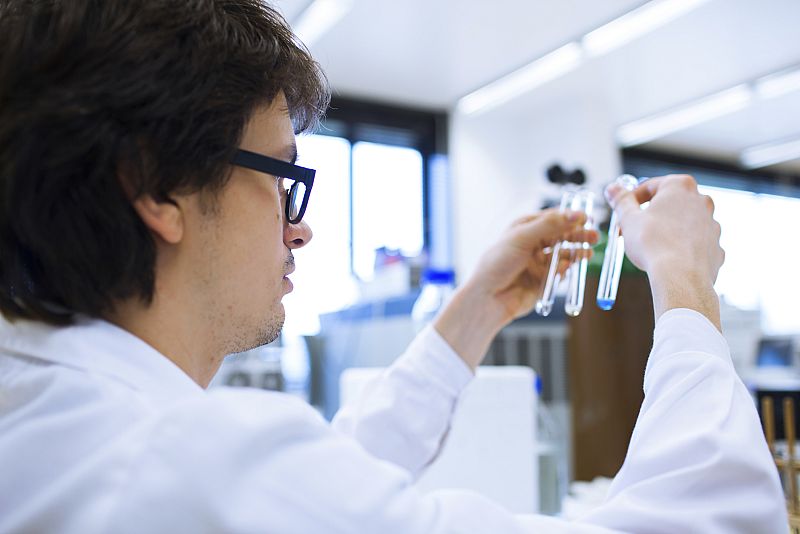 El PSOE reclama al Gobierno que permita contratar investigadores en organismos públicos