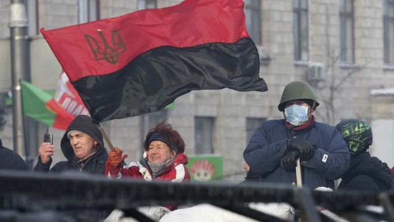 El expresidente de Ucrania Leonid Kravchuk: "El país está al borde de la guerra civil"