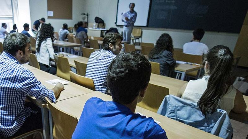 Andalucía, Canarias, Asturias, Cataluña y País Vasco rechazan la reforma educativa
