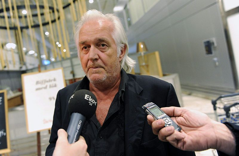 El escritor sueco Henning Mankell revela que padece cáncer y su diagnóstico es grave