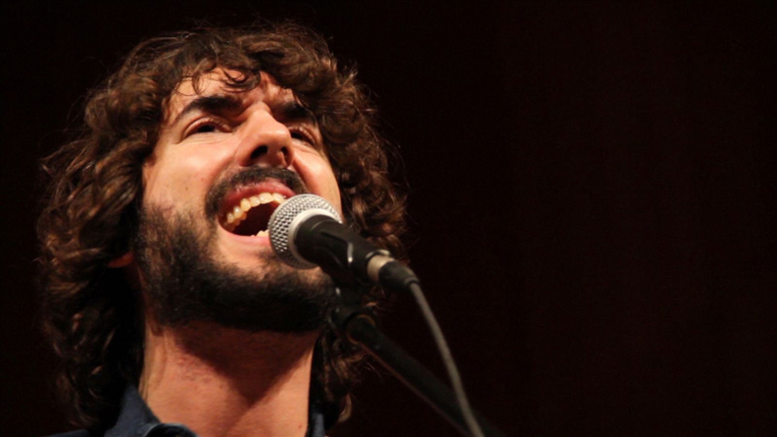 Izal - Agujeros de gusano - Ver ahora