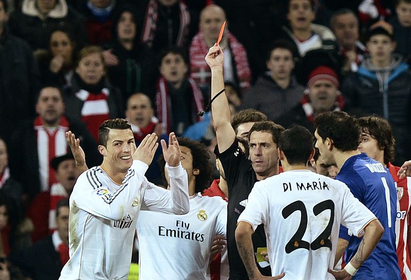 El Athletic contiene al Madrid y desquicia a CR7
