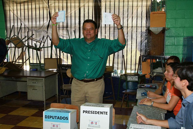 Costa Rica necesitará la segunda vuelta para elegir su presidente