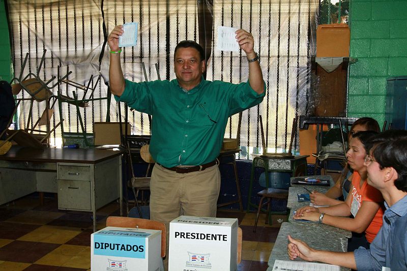 Costa Rica necesitará la segunda vuelta para elegir su presidente