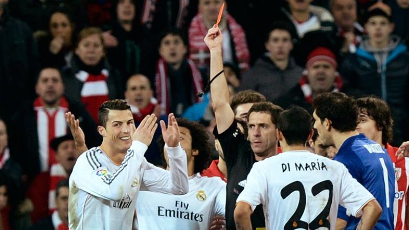 Cristiano, expulsado por "golpear con la mano en la cara a un contrario", pendiente de la Copa