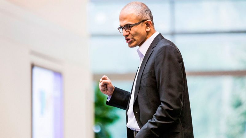 Microsoft nombra a Satya Nadella nuevo consejero delegado  y Bill Gates ya no preside el consejo