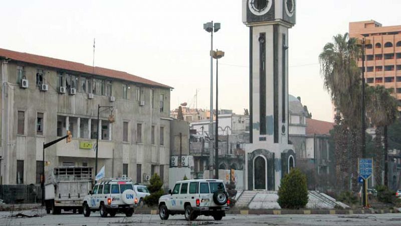 Al menos cuatro heridos por disparos de grupos armados cuando introducían ayuda en Homs