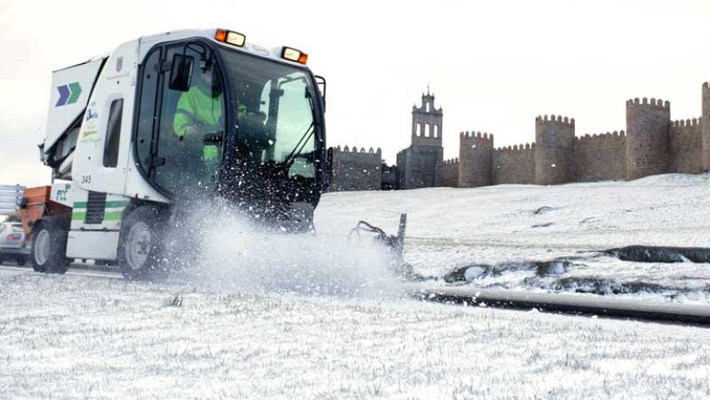 Un nuevo temporal pone en alerta a toda la península por viento, nieve y oleaje