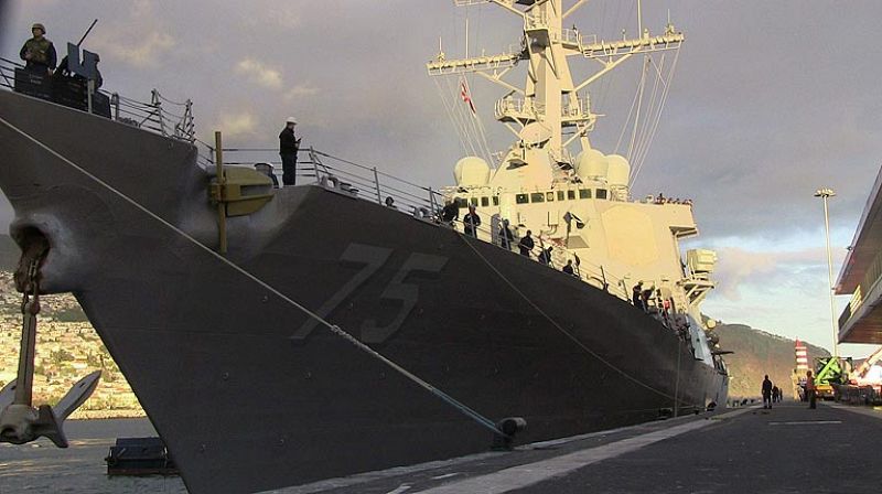 El primer destructor de EE.UU. del escudo antimisiles de la OTAN llega a Rota, en Cádiz
