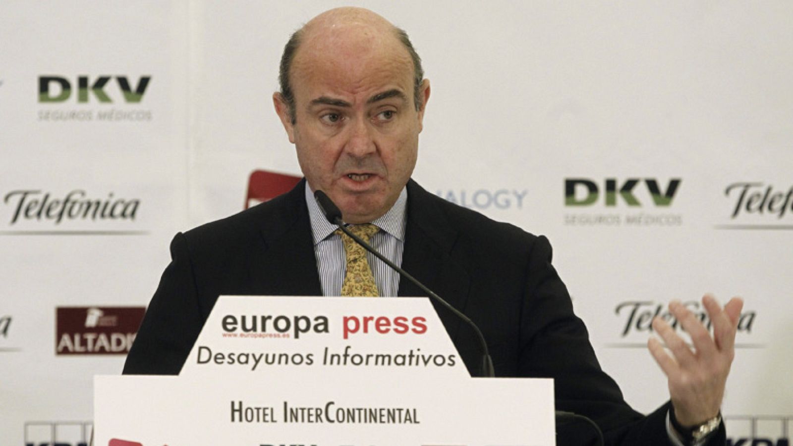 Guindos afirma que la recuperación económica será visible en 2014