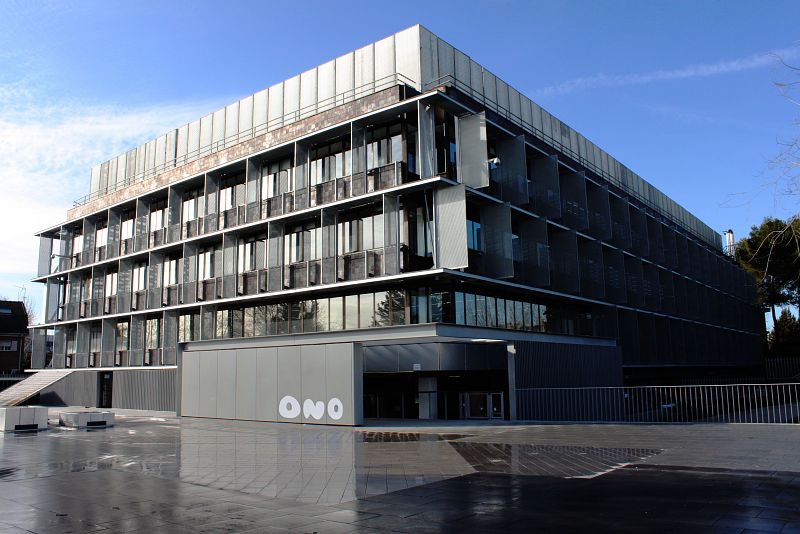 El consejo de Ono acuerda su salida a Bolsa e ignora la oferta de compra de Vodafone