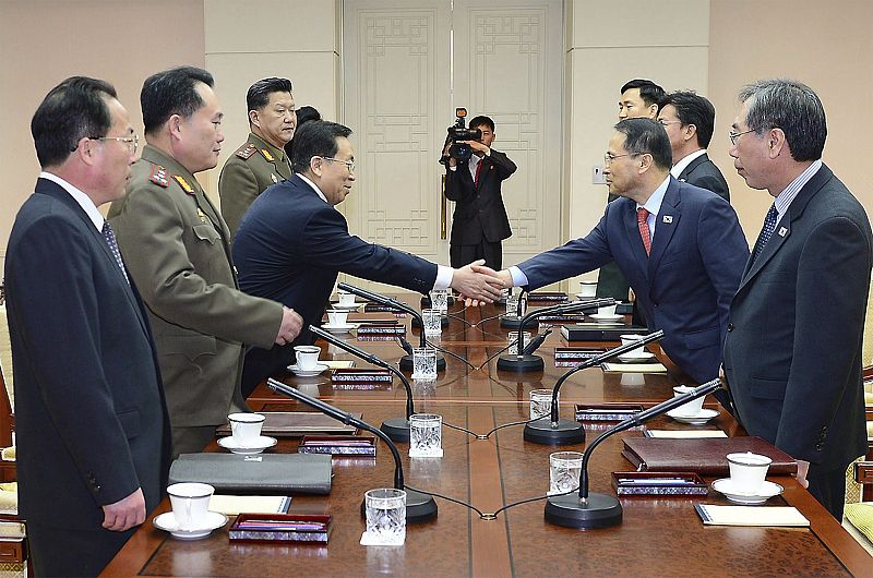 Las dos Coreas finalizan sin acuerdo la primera reunión de alto nivel desde 2007