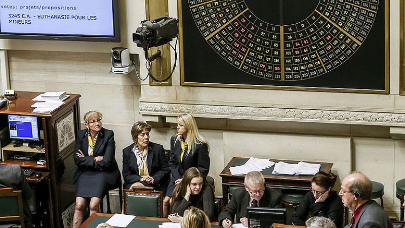 El Parlamento de Bélgica despenaliza la eutanasia infantil