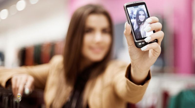 ¿Quieres conocer a los aspirantes de España para Eurovisión 2014? ¡Envíanos tu selfie de eurofán!