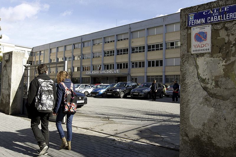 La academia aparta al profesor acusado de abusos a menores en Madrid mientras surge otra denuncia