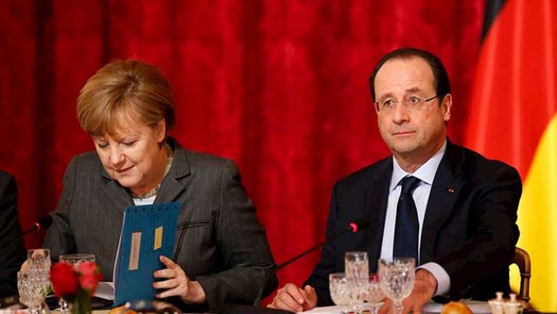 Merkel y Hollande piden el cese de la violencia en Ucrania y amenazan con sanciones de la UE