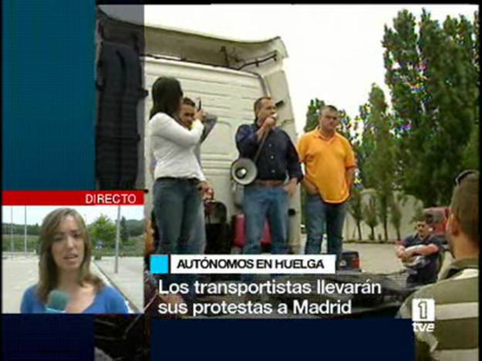 La plataforma en defensa del transporte de mercancias ha amenazado con una marcha lenta hacia Madrid