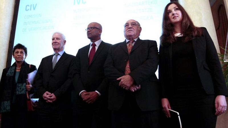 Los verificadores dicen que ahora hay que definir cómo se lleva a cabo el desarme de ETA