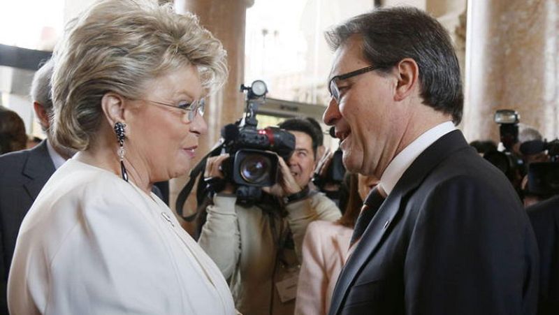 Mas afirma ante Reding que "Cataluña es el mejor aliado para construir la Europa del futuro"