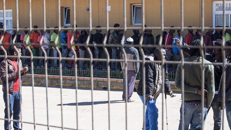 Más de 200 inmigrantes entran en Melilla en un nuevo salto masivo a la valla
