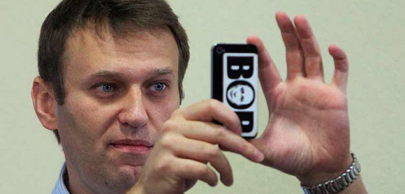 La Justicia rusa condena a un mes de arresto domiciliario al opositor Alexéi Navalni