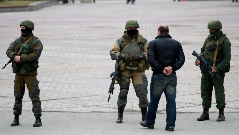 Ucrania llama a los reservistas y pone en estado de alerta de combate a sus unidades