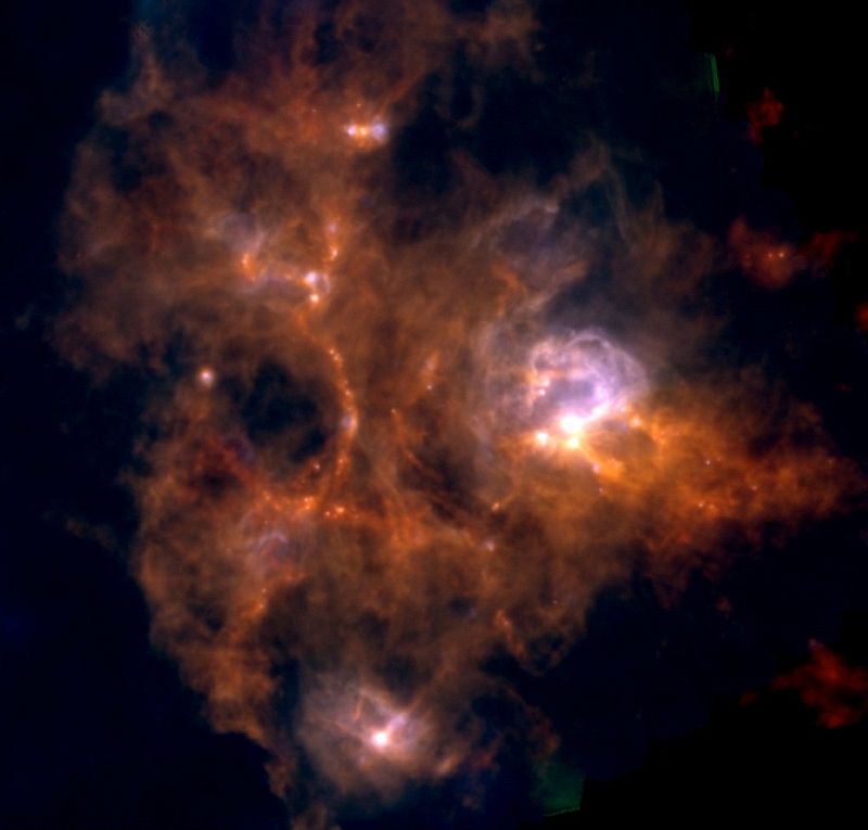 El telescopio espacial Herschel capta una fábrica de estrellas a tan solo 9.000 años luz de la Tierra