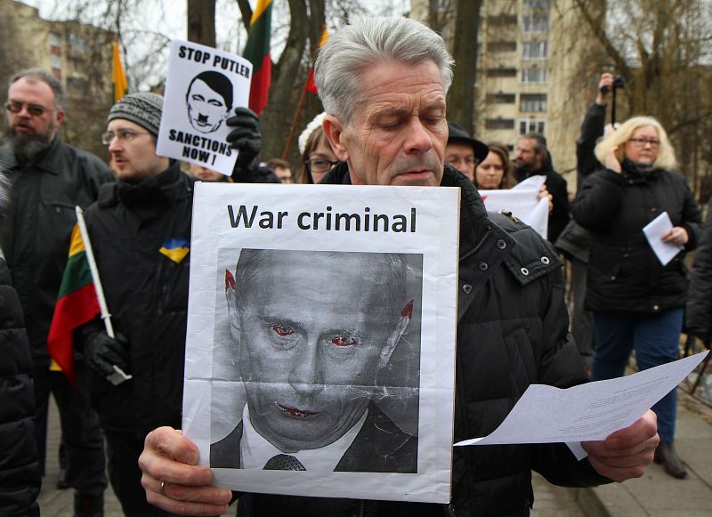 Obama congela la cooperación militar y comercial con Rusia por intervenir en Crimea