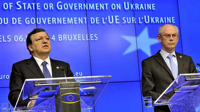 La UE suspende negociaciones con Rusia y acelera la firma del acuerdo con Kiev