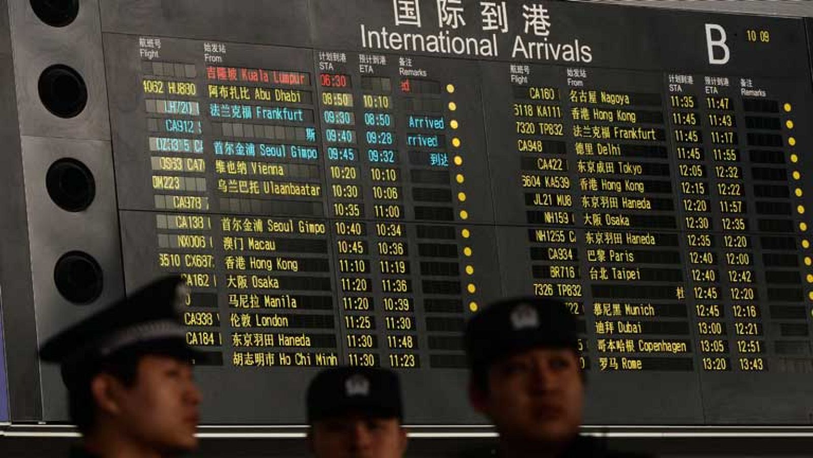 Sin noticias del avión de Malaysia Airlines desaparecido