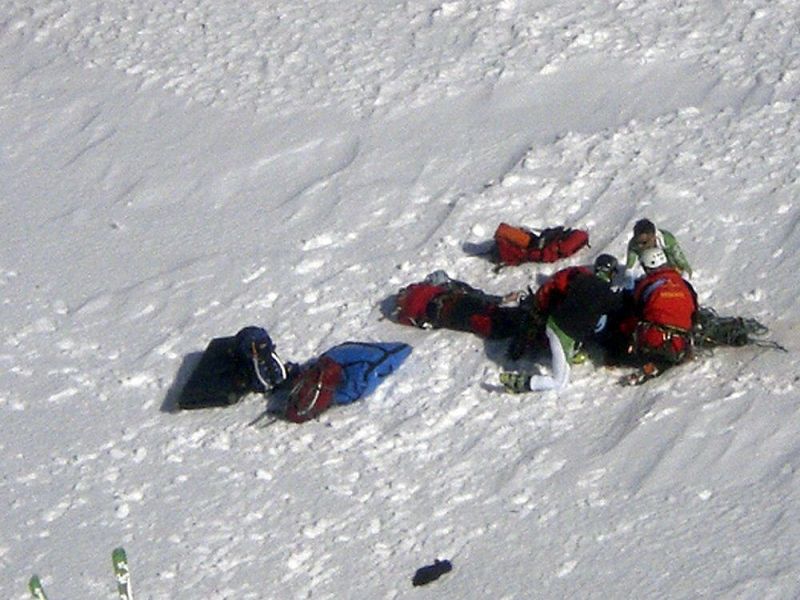 Mueren dos montañeros al sufrir una caída en una vía de Gredos, en Ávila