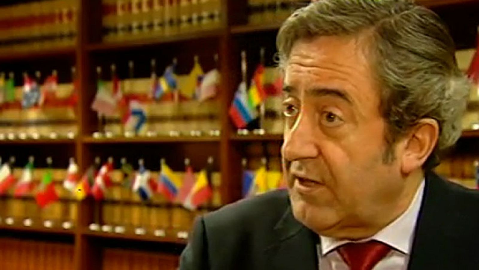 El fiscal Zaragoza: "No sería justicia" mantener en la cárcel a quien ya cumplió su pena - Informativo 24h | Ver