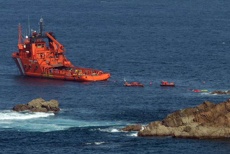 Rescatan dos cuerpos más del pesquero hundido frente a Cabo Peñas, en Asturias
