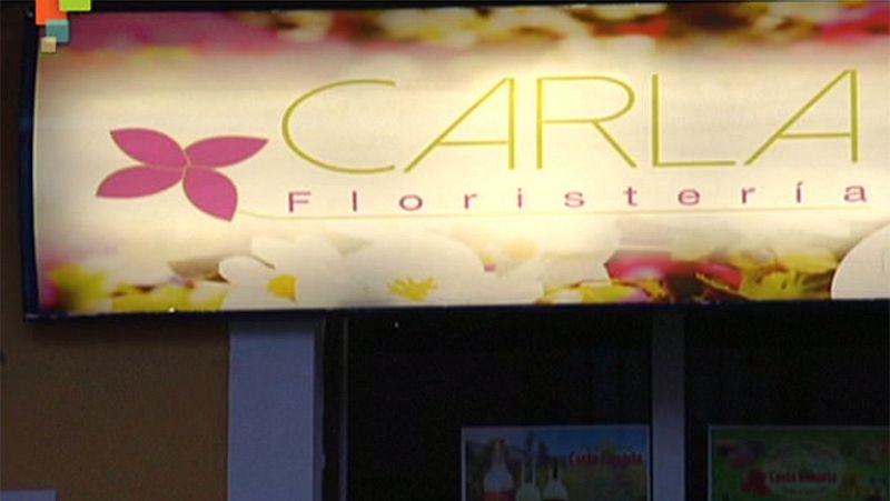 Loli abre la floristería "Carla Entre Todos"