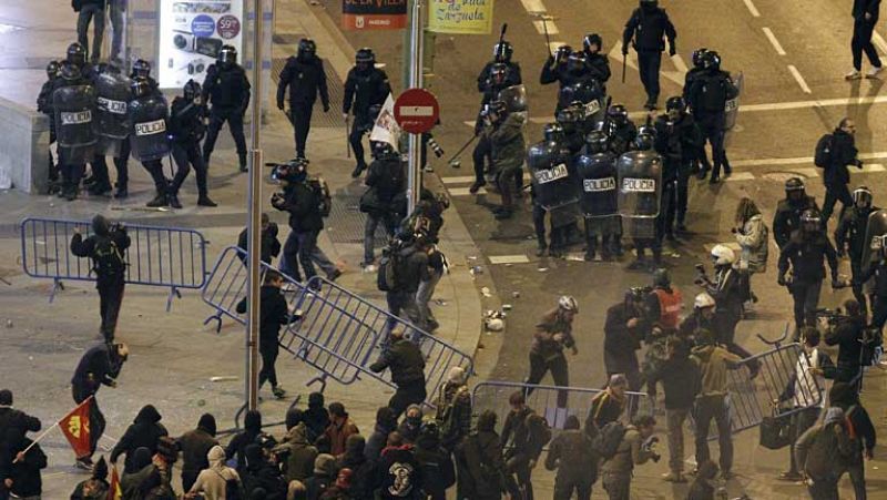 Fernández Díaz condena las agresiones a la Policía tras el 22M y promete actuar con "firmeza"