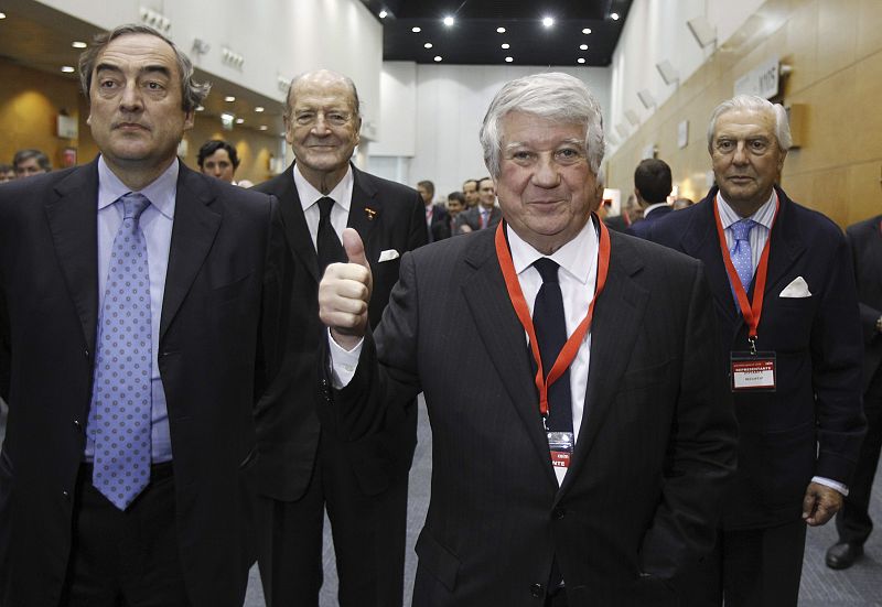 Arturo Fernández, reelegido como presidente de la patronal madrileña