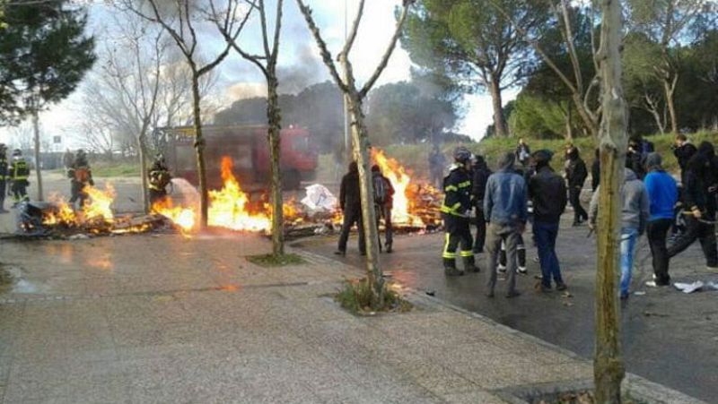 Detenidas 54 personas en la Universidad Complutense en el desalojo del Vicerrectorado