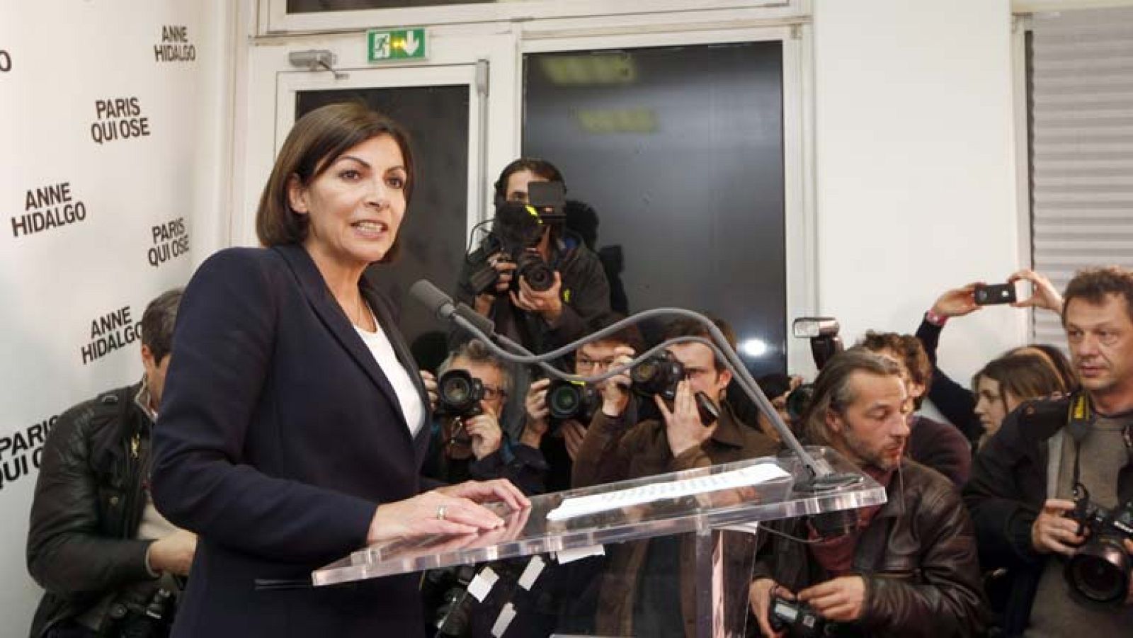 La victoria en París de la española Anne Hidalgo es casi el único consuelo para los socialistas franceses, en las elecciones Municipales