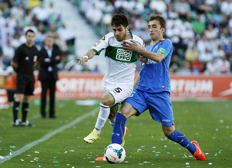 El Elche consigue en el descuento una victoria clave ante el Getafe